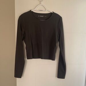Aritzia TnAction Butter Bound Longsleeve